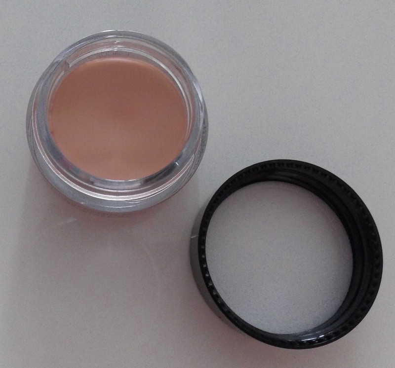 NYX-full-coverage-concealer-03-light-3